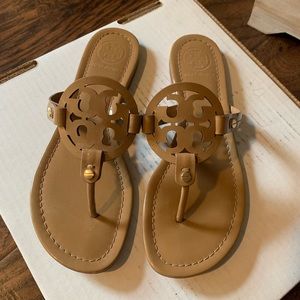 Tory Burch size 8 patent Miller sandals